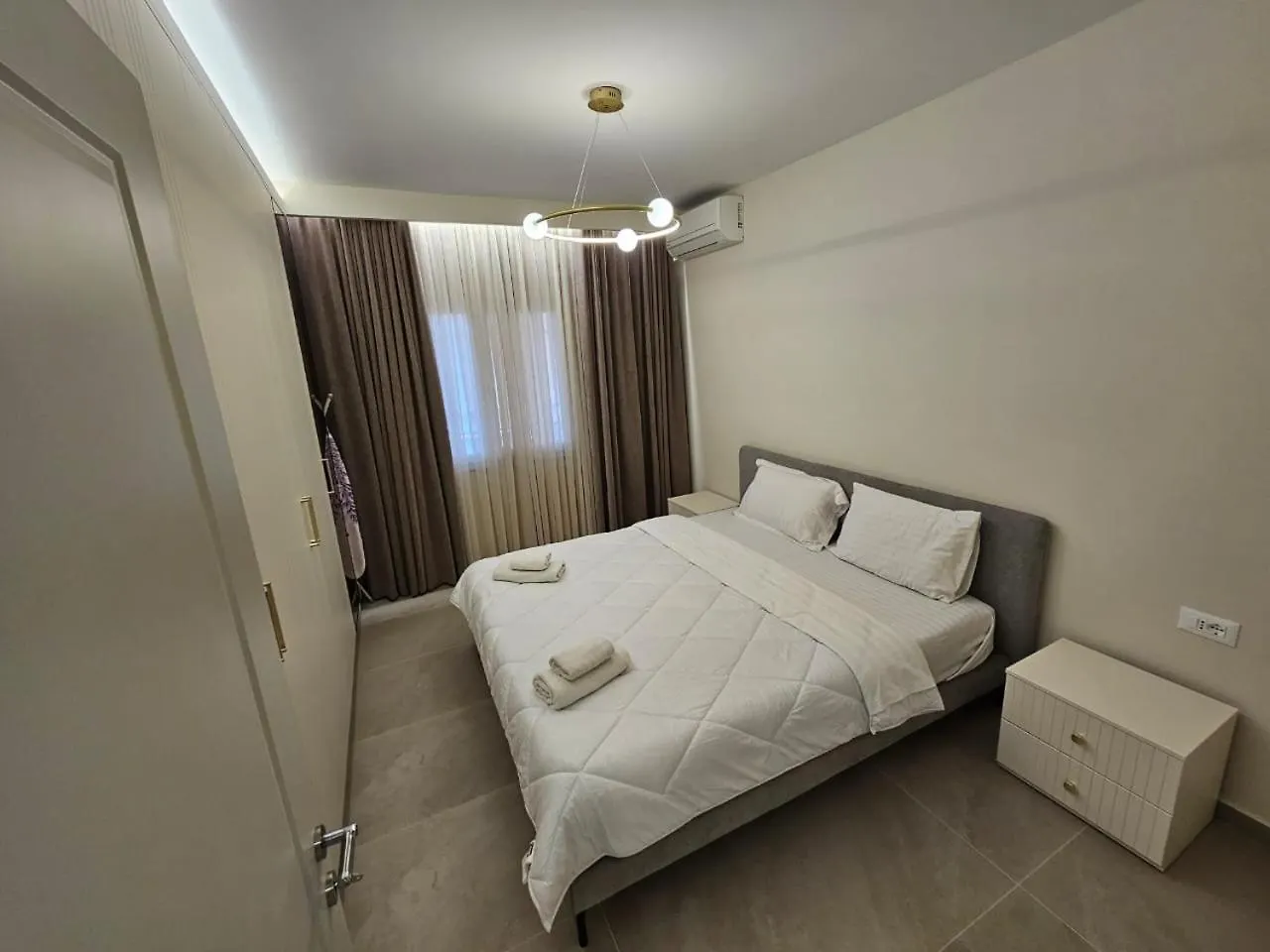 Quick Stop Apartment Tirana 0*,